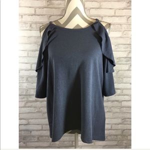 ❌SOLD❌Thyme & Honey cold shoulder top size XL